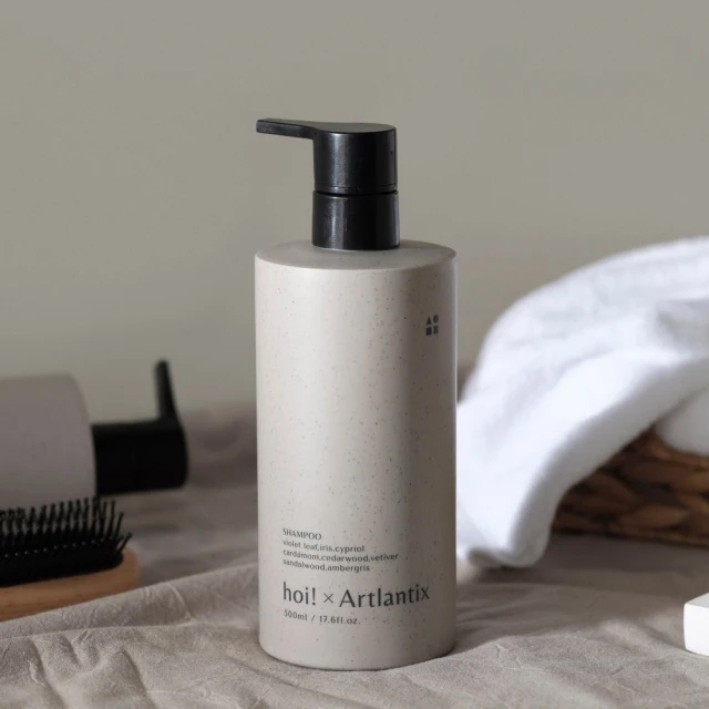 【 贈品】hoi x 日京山風 香氛滋養沐浴露500ml ※ 每筆訂單限送1個(送完為止)